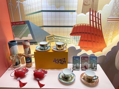 她將株洲元素融于文創作品，傳播工業文化